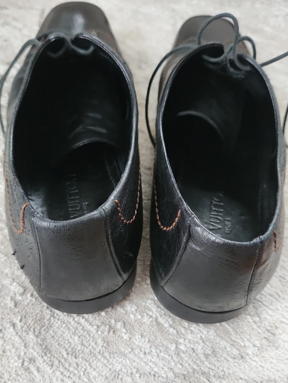 Mens Black Louis Vuitton Dress Shoes, Size LV 9, US 10